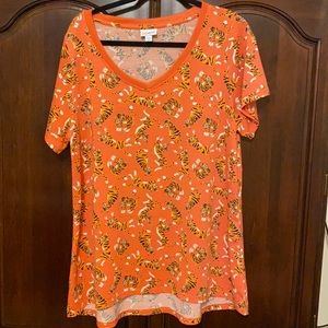 V neck tiger LuLaRoe shirt